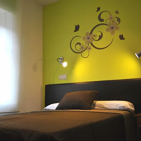 Hotel Happy Carrales