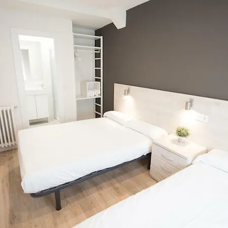 Happy Carrales Hotel Burgo