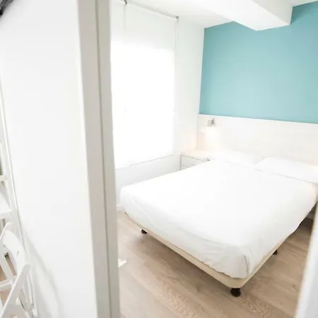 Happy Carrales 2* Burgo