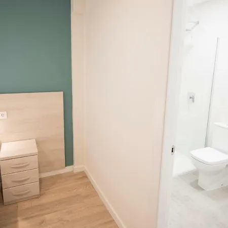 Happy Carrales 2* Burgo