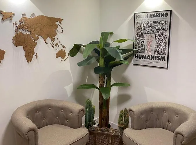 Happy Carrales Burgo