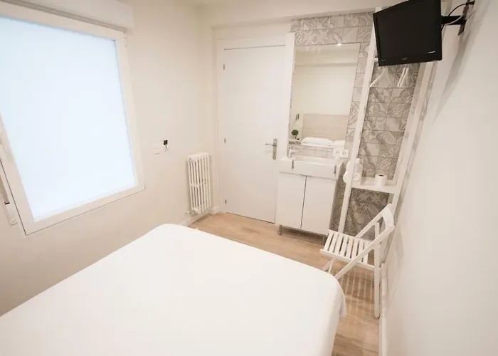 호텔 Happy Carrales 2*